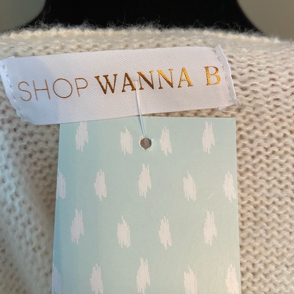 Grace Knitted Pullover Ivory Medium NWT - Picture 15 of 15